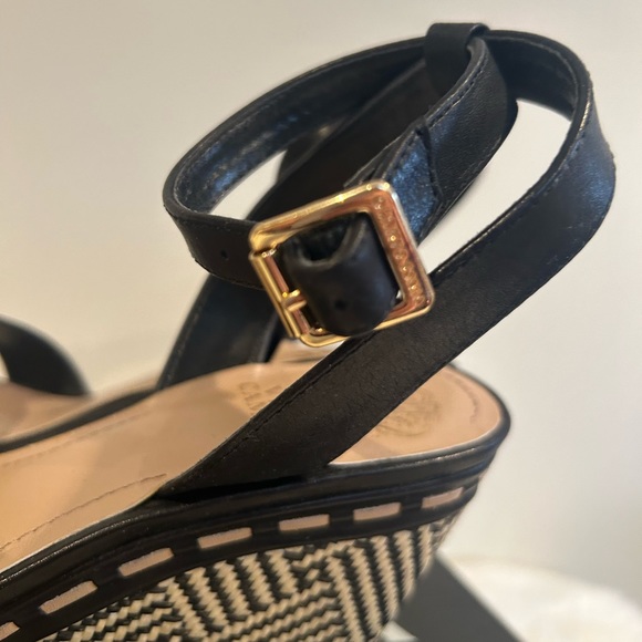 Vince Camino Strappy Platforms - Picture 8 of 11